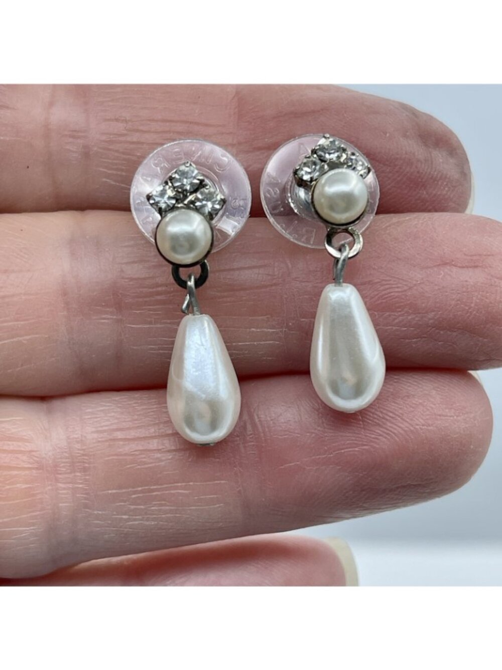 Teardrop Pearl Crystals Dangle Earrings Silver Tone Vintage Signed Cinerama USA - Picture 5 of 7